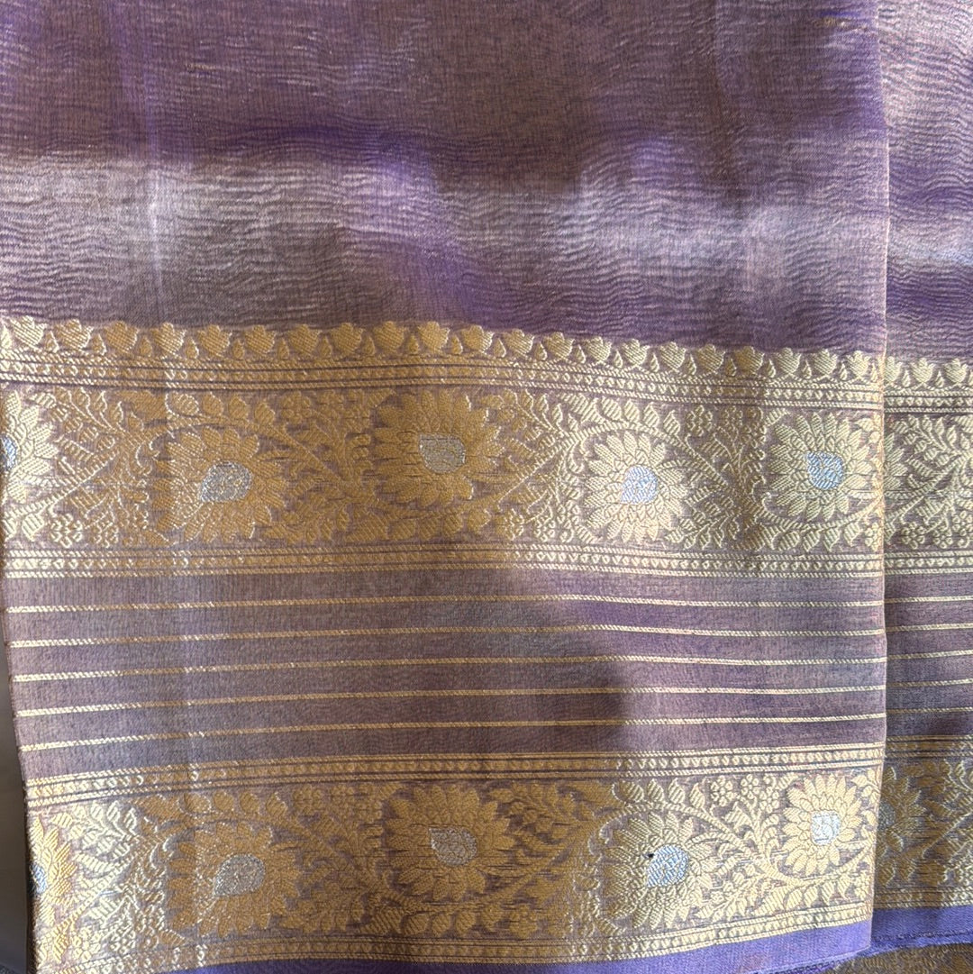 Tissue saree in metallic Lavender