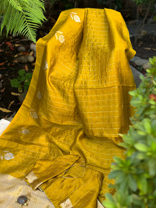 Raw Mango Handloom Saree in Mustard