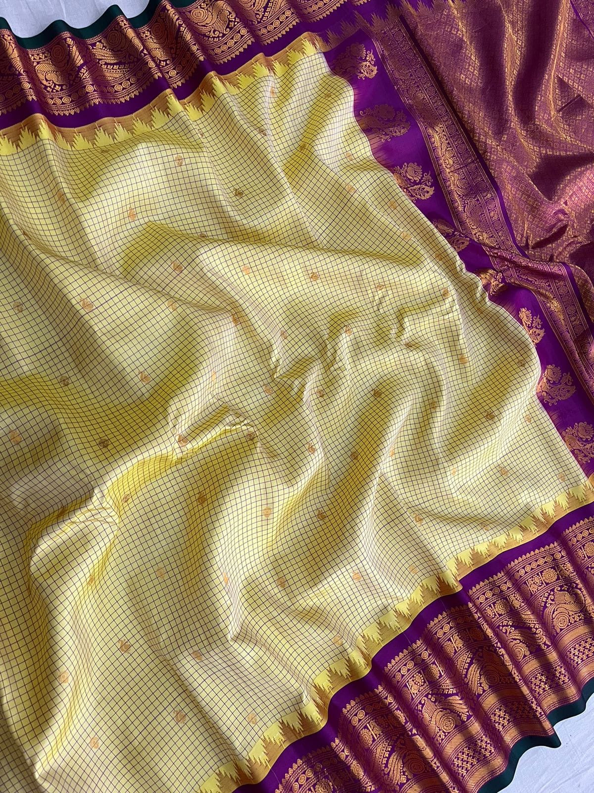 Pure Handloom Gadwal Saree