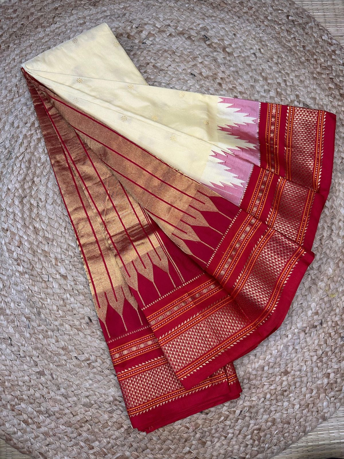 Chikki Paras Saree in Traditional Colors