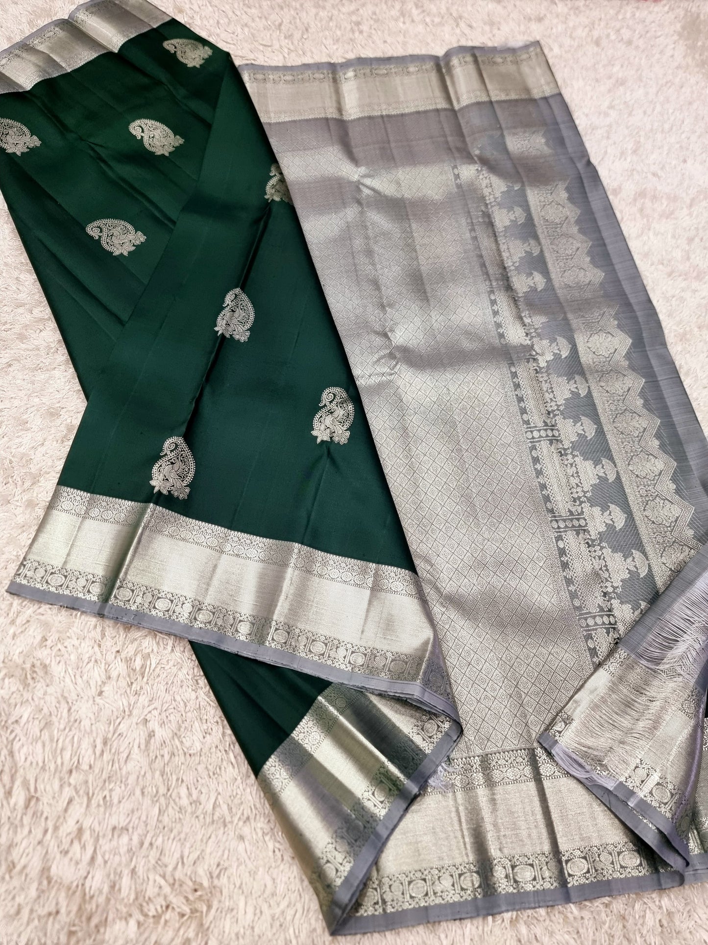 Pure Kanchipuram Sarees with 1 Gram Gold Zari