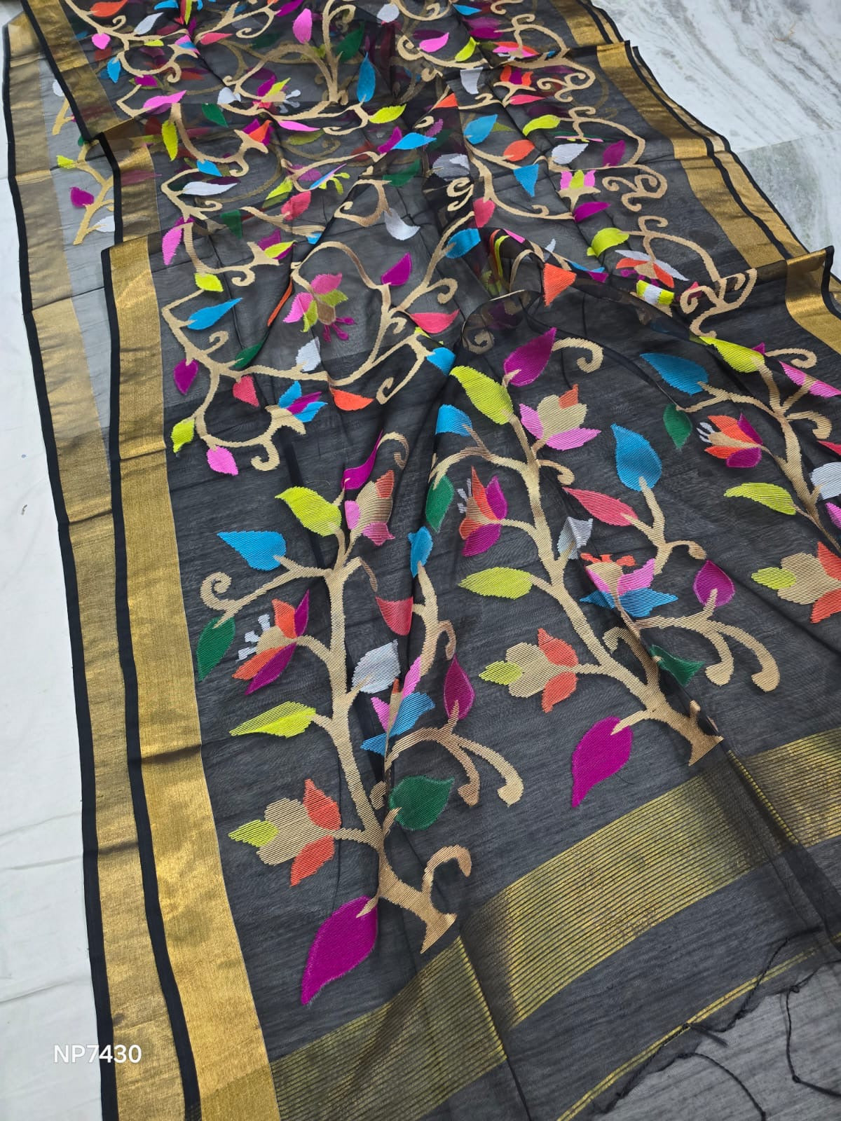 Pure Muslin Jamdani Handloom saree