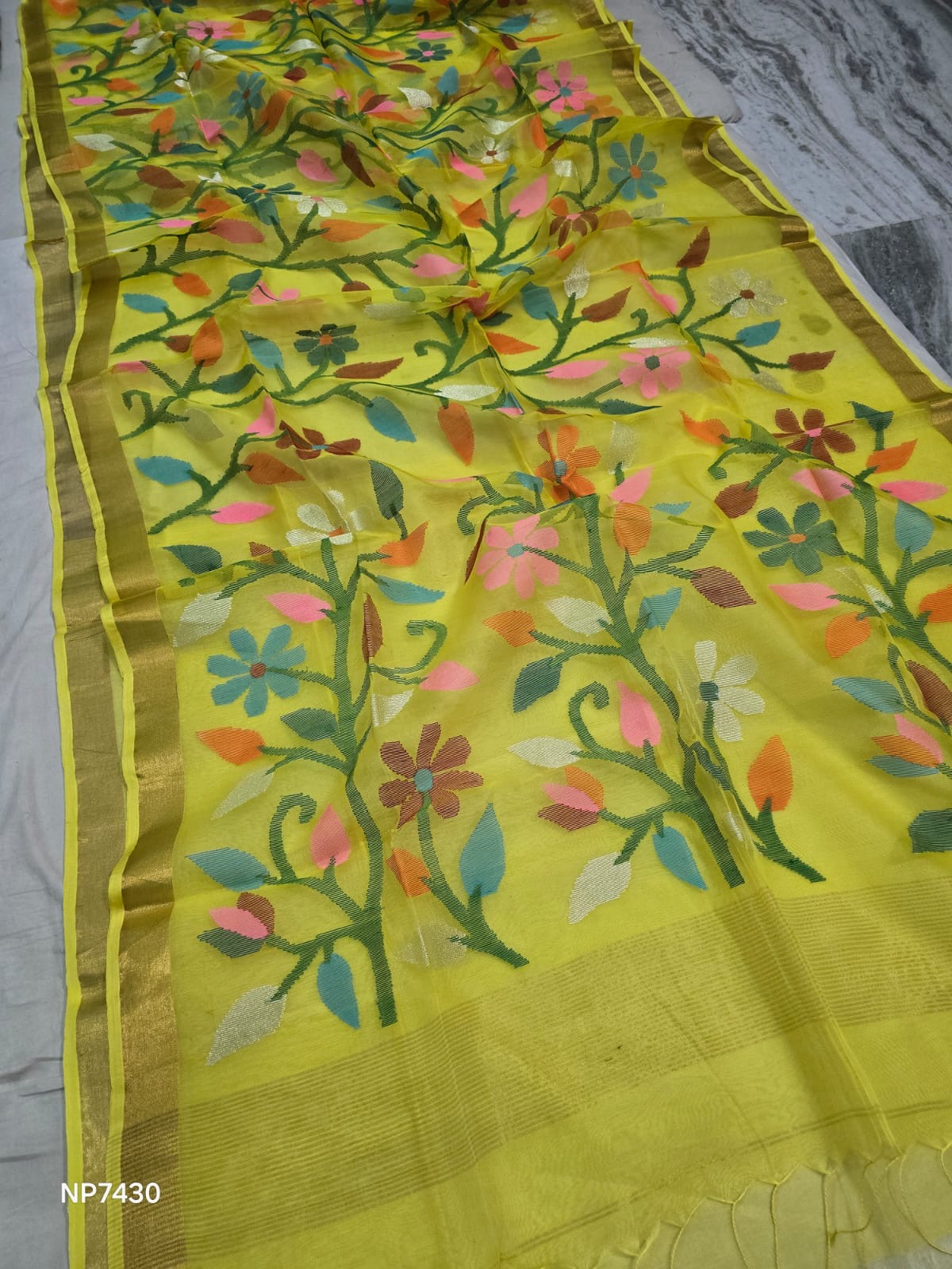 Pure Muslin Jamdani Handloom saree