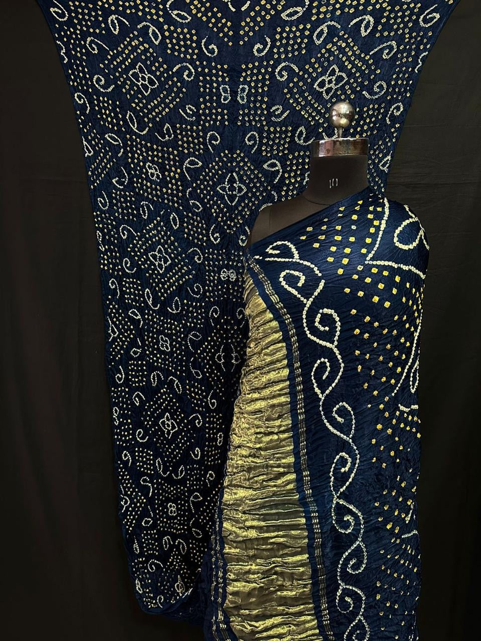 Handwoven Bandhini Saree