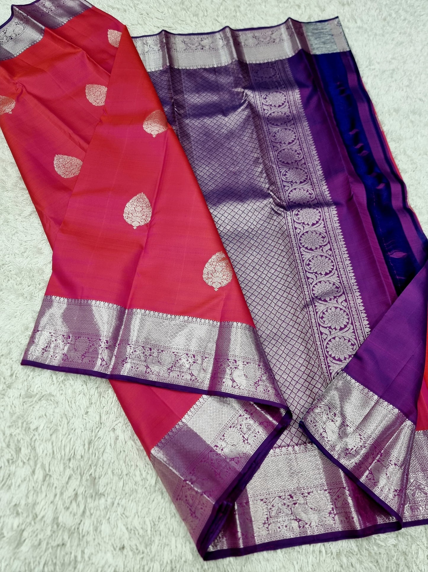 Pure Kanchipuram Sarees with 1 Gram Gold Zari