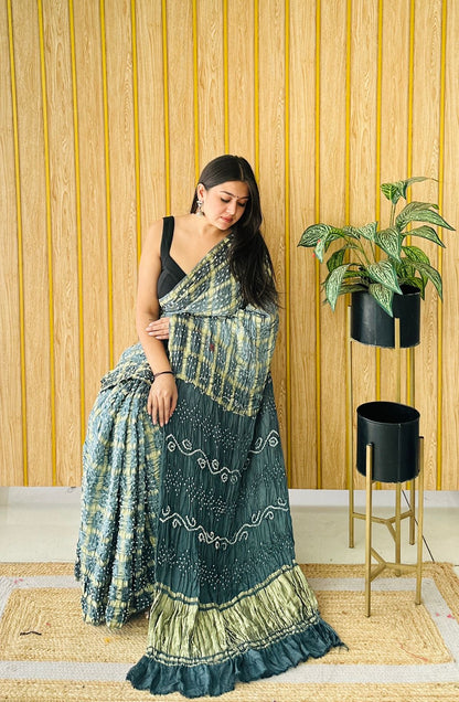 Checks Weave Bandhini Saree